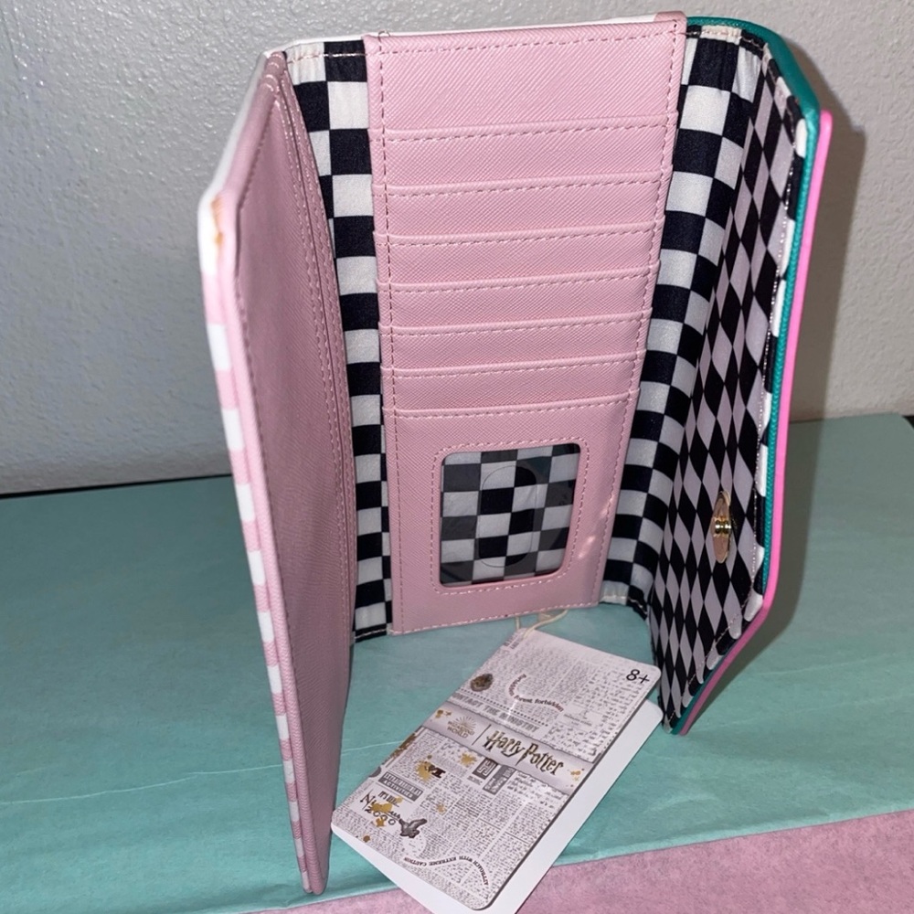 Exclusive Loungefly Harry Potter Honeydukes Sweet Shop Mini Backpack & Wallet - Picture 10 of 10